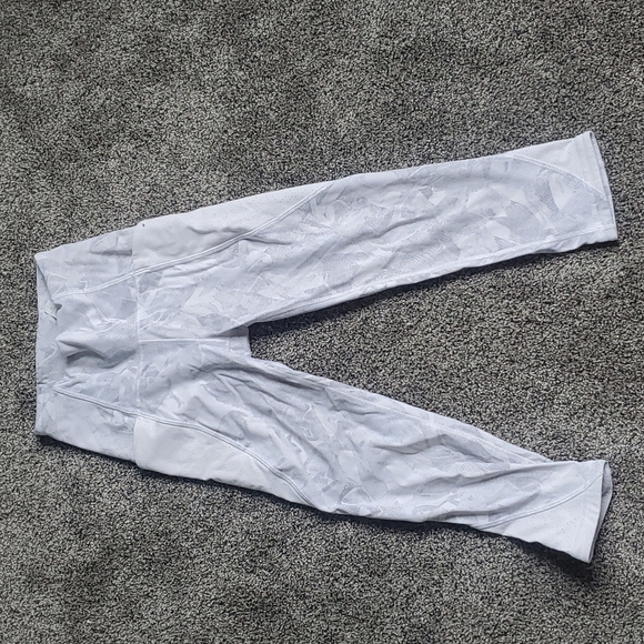 Lululemon capree - Picture 2 of 3